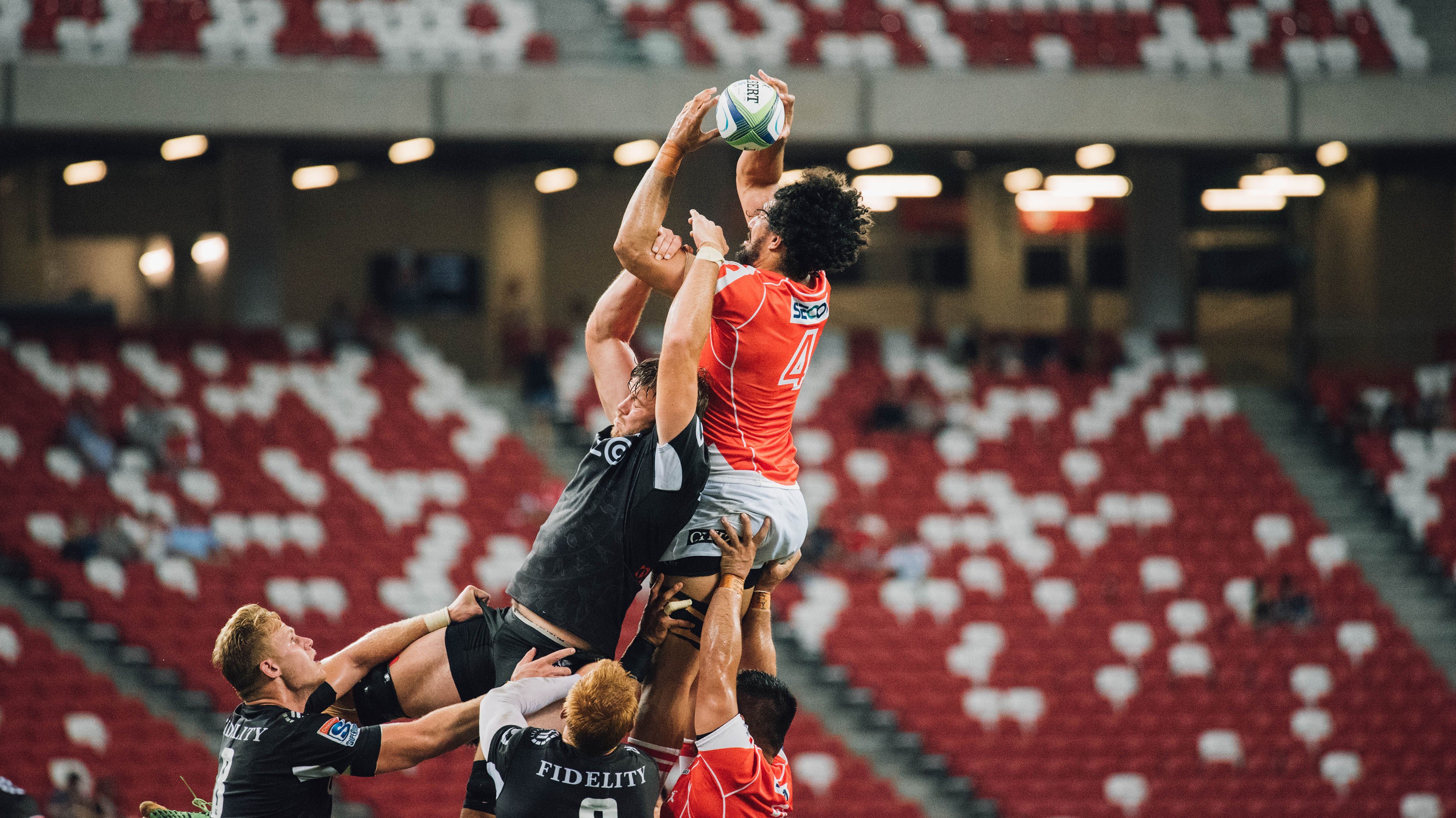 开云体育移动版-乡村特色趣味骑马赛，乡土运动新体验，村里骑马