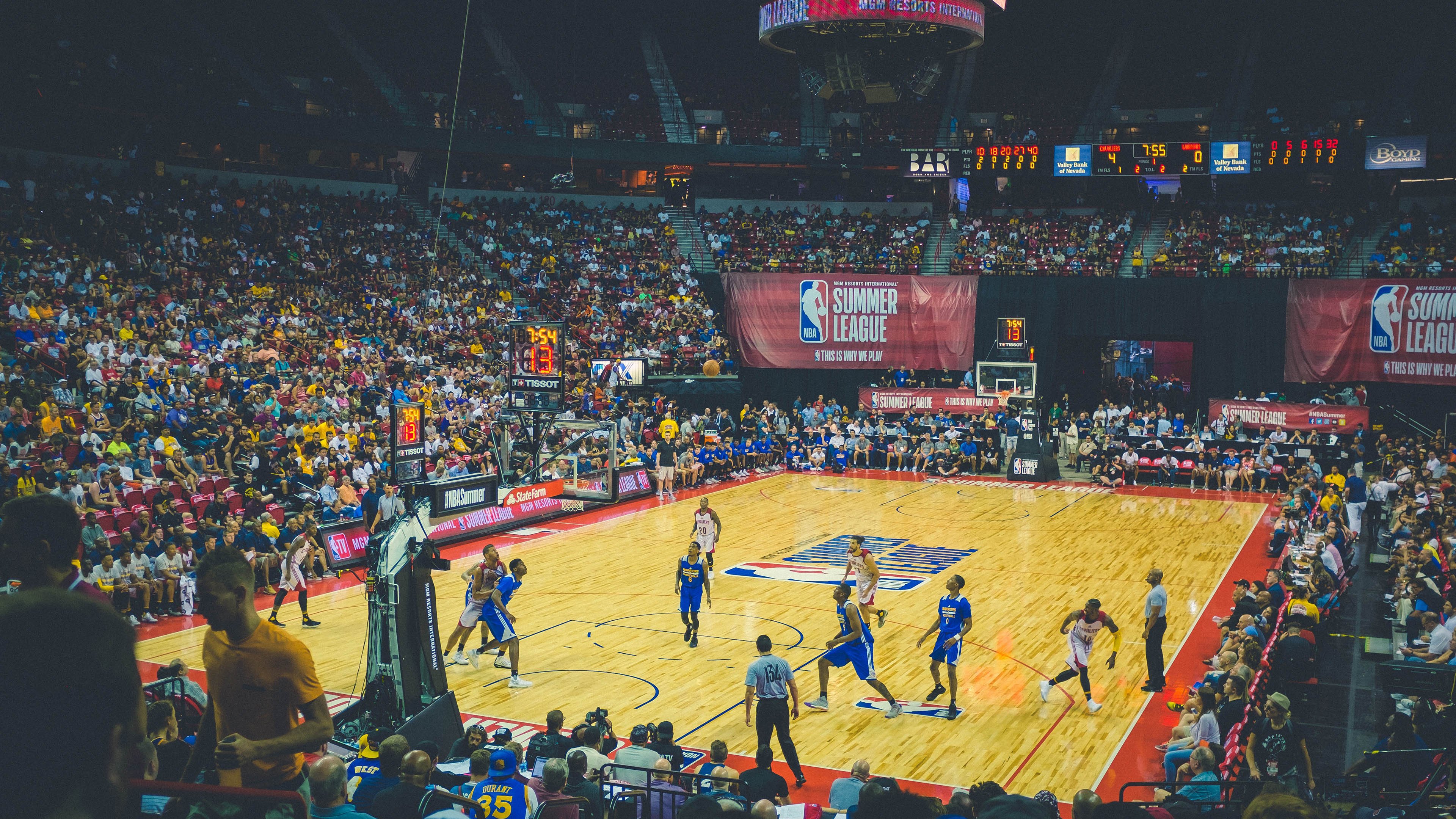 战术演练：北京队利用快攻和外线战术取胜！，北京队比赛